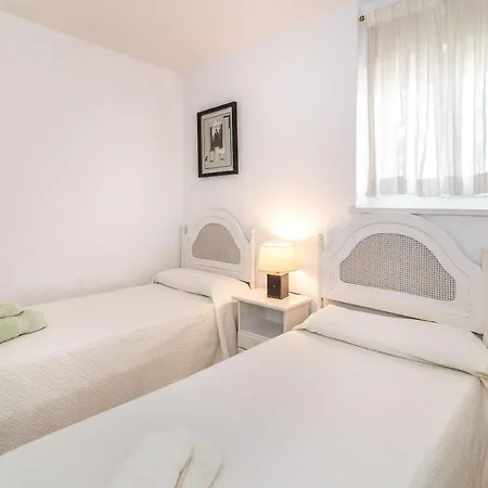 Edificio Caesar Imperator Apartment